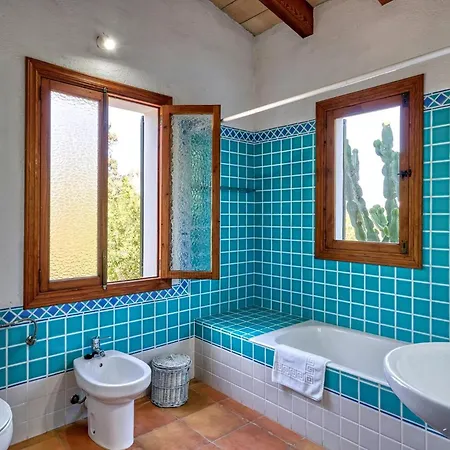 Sehr Ruhige Ideal Fuer Familien Und Gruppen Von Freunden, 3 Schlafzimmer, 3 Baeder, 6 Personen Mit Wifi Inklusive, Dom wakacyjny Port de Alcudia (Mallorca)