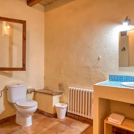 Sehr Ruhige Ideal Fuer Familien Und Gruppen Von Freunden, 3 Schlafzimmer, 3 Baeder, 6 Personen Mit Wifi Inklusive, *